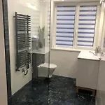 شقة Dolce